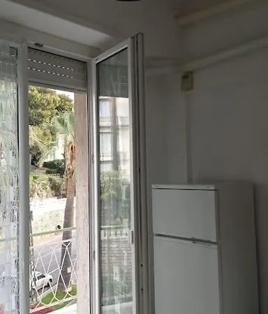 Incantevole A Ospedaletti