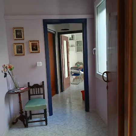 Incantevole A Apartament